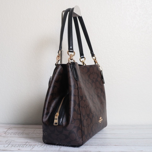 NWT Coach Hallie Shoulder Bag in Signature Canvas - Picture 4 of 8